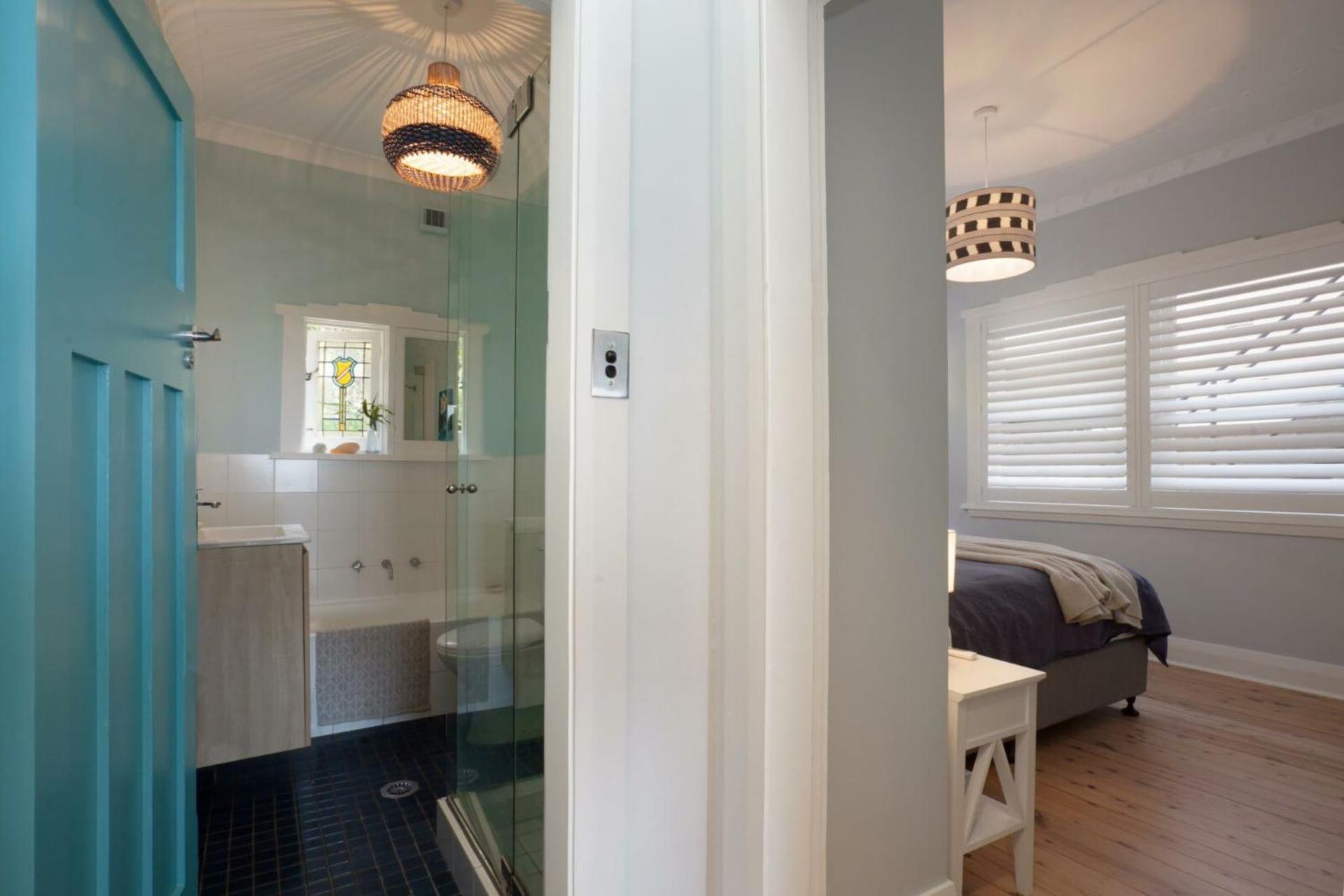Apartment Barefoot In Bronte Ih